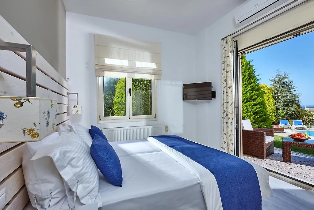 Villa Boutique Residence Foinikia